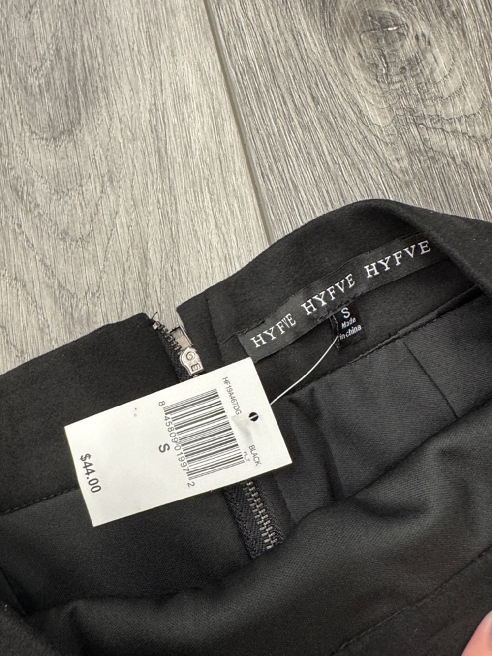 Dry Goods NWT Eve Black Snap-Front Mini Skirt - Picture 2 of 5
